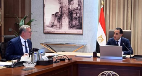 رئيس الوزراء يلتقى وزير البترول لاستعراض عدد من ملفات العمل