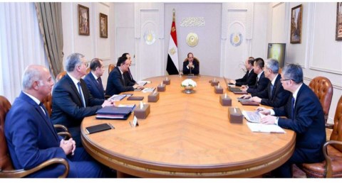 السيسي يبحث خطط مجموعة CNCEC الصينية لتوسيع استثماراتها في مصر  