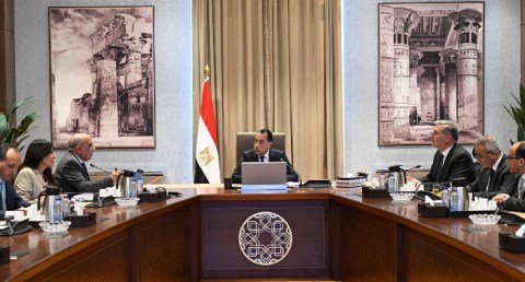  رئيس الوزراء يتابع الموقف التنفيذي لمشروعات الطاقات المتجددة