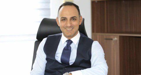  الدكتور محمد عبد الوهاب، المحلل الاقتصادي والمستشار المالي