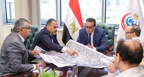 وزير الصحة يتابع مع محافظ الشرقية المشروعات الصحية والتوسع في إنشاء منشآت جديدة