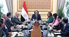  رئيس الوزراء يُتابع الخطة التنفيذية لمنظومة تطهير المجاري المائية