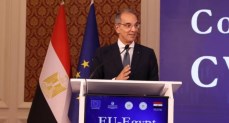 عمرو طلعت وزير الاتصالات