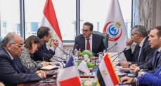 وزير الصحة يستقبل سفير فرنسا بمصر