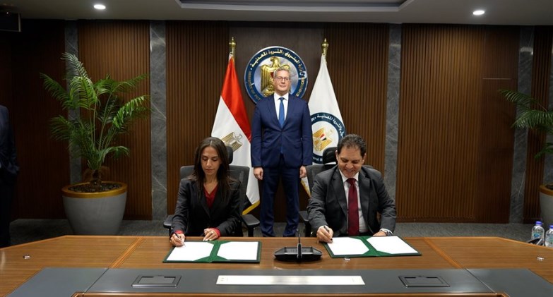  المصرية للثروات التعدينية تتعاون مع فيركيم لتصنيع الأسمدة الفوسفاتية     