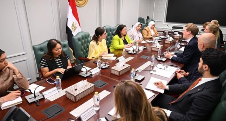 نائبة وزيرة التضامن الاجتماعي تلتقي وزير التنمية الدولية بمملكة النرويج