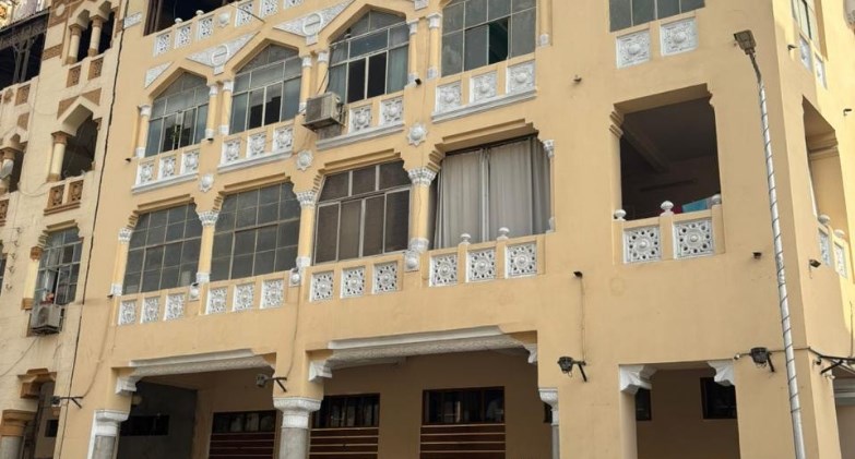التنمية المحلية تتابع تنفيذ مشروع تطوير شارع إبراهيم بمنطقة الكوربة