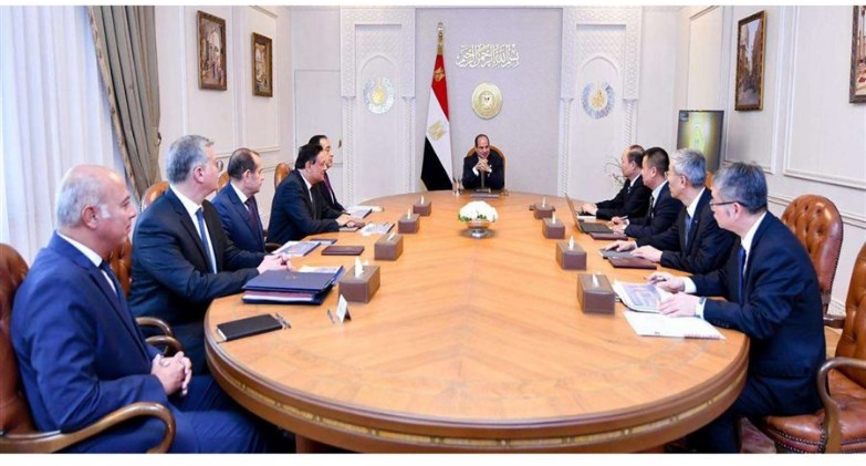 السيسي يبحث خطط مجموعة CNCEC الصينية لتوسيع استثماراتها في مصر  