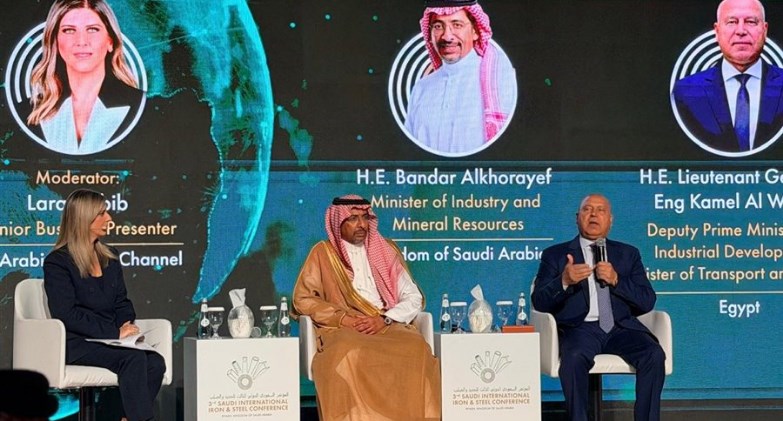 وزير الصناعة يعلن الإعداد لإطلاق مبادرة قومية لتجميع خردة الحديد 