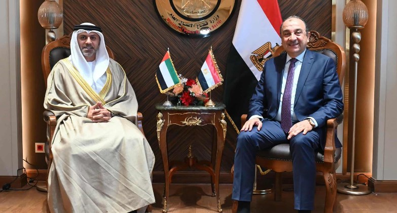 وزير قطاع الأعمال يستقبل سفير الإمارات الجديد بالقاهرة.. ويؤكد عمق العلاقات بين البلدين