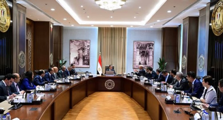 رئيس الوزراء يلتقي نائب رئيس مجموعة "سيتك" الصينية