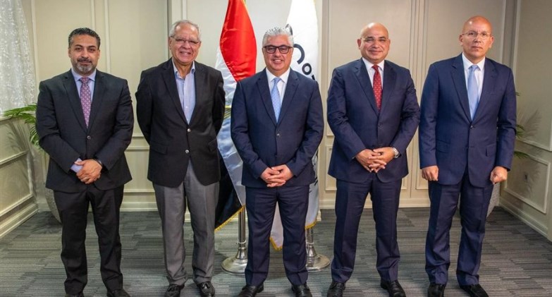 توقيع عقود 3 مشروعات بالقنطرة غرب الصناعية باستثمارات 75 مليون دولار      توقيع عقود 3 مشروعات بالقنطرة غرب الصناعية باستثمارات 75 مليون دولار