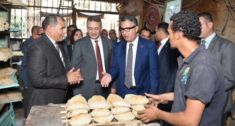 وزير التموين يتابع توافر السلع وإنتظام منظومة الدعم      وزير التموين يتابع توافر السلع وإنتظام منظومة الدعم