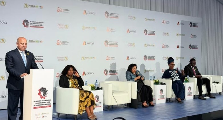 المائدة المستديرة للمبادرة الرئاسية لرواد البنية التحتية