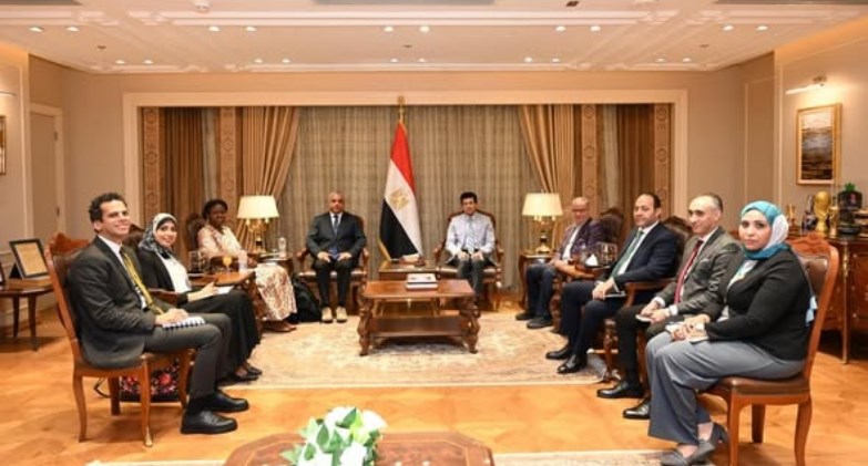 وزير الشباب والرياضة وزير الشباب والرياضة