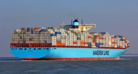 هيئة قناة السويس تعلن عودة مجموعة ميرسك للإبحار مرة أخرى بالمجرى الملاحي 