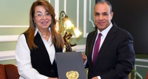 وزير الخارجية يستقبل المديرة التنفيذية لمكتب الأمم المتحدة 