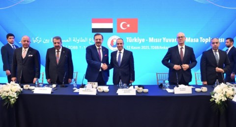 وزير الخارجية يزور مقر اتحاد الغرف والبورصات التركية (TOBB) في أنقرة