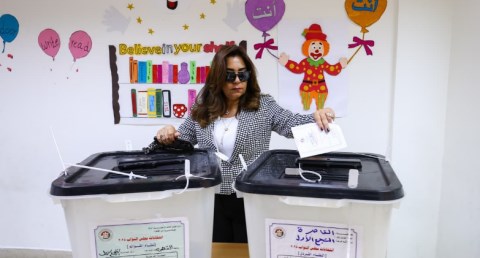 وزيرة التنمية المحلية تُدلي بصوتها في انتخابات مجلس النواب 2025