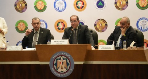 كجوك.. في حوار مفتوح مع خريجي مبادرات إعداد الكوادر البشرية من العاملين بوزارة المالية: 