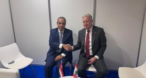 وزير الخارجية يلتقي نظيره اللبناني على هامش المنتدى الإقليمي للاتحاد من أجل المتوسط في برشلونة