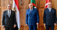 وزير الخارجية يشارك في اجتماع الآلية الثلاثية لدول جوار ليبيا بالجزائر