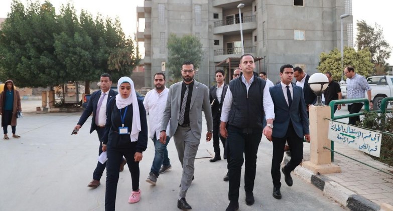  نائب وزير الصحة يتفقد مستشفى الحمام المركزي بمطروح للاطمئنان على جودة الخدمات الطبية المقدمة للمواطنين
