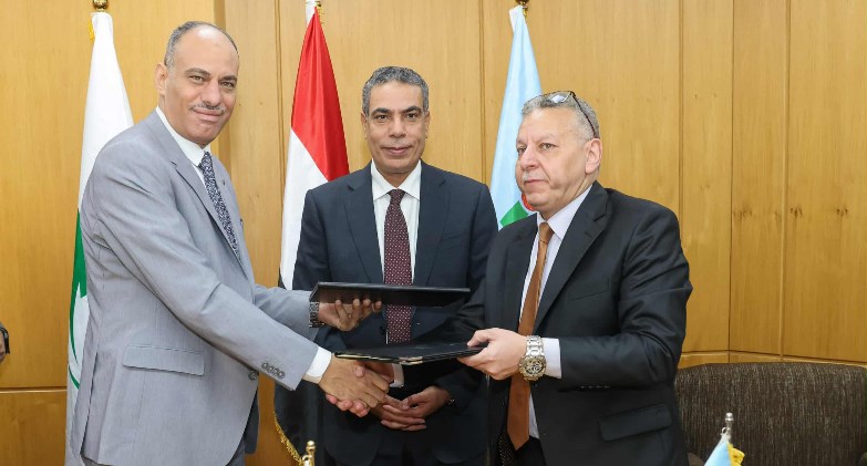 "الهيئة القومية للبريد" و"الأكاديمية الدولية للهندسة وعلوم الإعلام" يوقعان بروتوكول تعاون.. لتقديم الخدمات البريدية والمالية داخل الأكاديمية