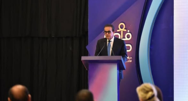 الدكتور خالد عبد الغفار