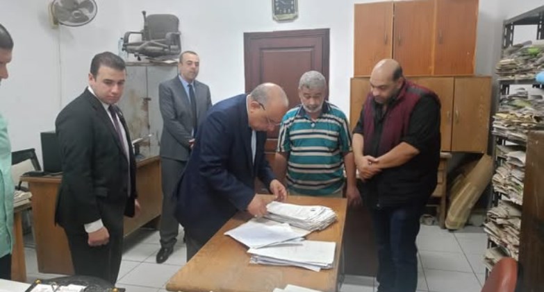 وزير الكهرباء والطاقة المتجددة يتفقد الإدارة العامة لشبكات الحلمية