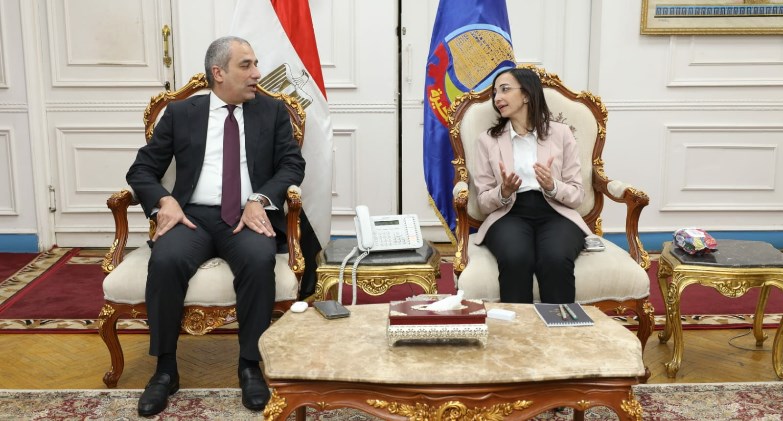 رئيس البنك الزراعي المصري يستعرض مع  محافظ البحيرة برامج تمويل صغار المزارعين لتحقيق التنمية الزرعية والريفية