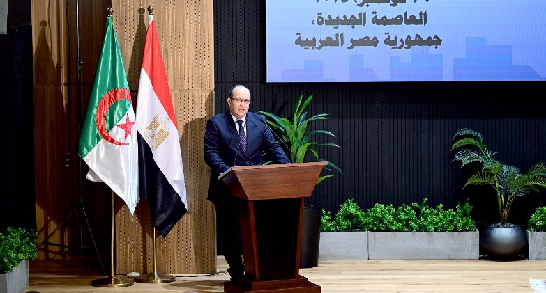الوزير الأول للجمهورية الجزائرية: بعض الشركات المصرية الناشطة في الجزائر أصبحت نموذجاً للمثابرة والنجاح 