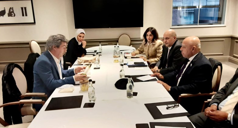 خلال زيارته للعاصمة البريطانية لندن لترأس الوفد المصري في اجتماعات الجمعية العامة للمنظمة البحرية الدولية IMO