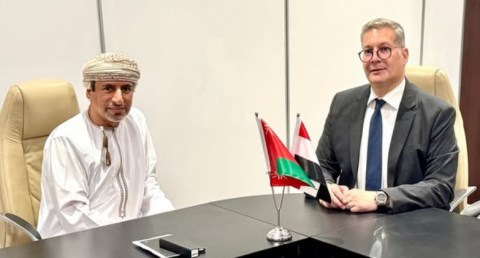 وزير البترول مع نظيره العمانى 