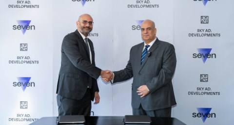 سكاي أبوظبي توقع اتفاقية مع شركة seven لتشطيب الوحدات في مشروع ريزيدنس 8