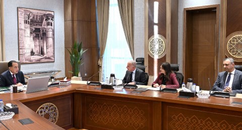 مدبولي يناقش الفرص الاستثمارية بمنطقة المثلث الذهبي مع القطاع الخاص