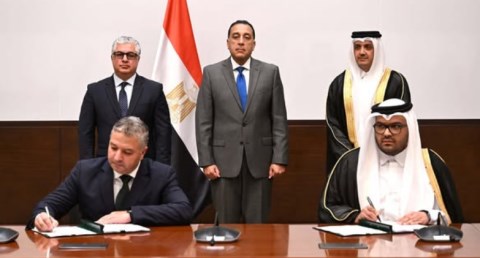 شركة المانع القطرية توقع عقداً لإنتاج وقود الطائرات