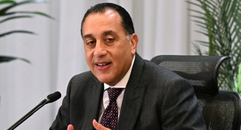 رئيس الوزراء يبدأ جولة في مشروعات حياة كريمة بقرى مركز الصف بالجيزة