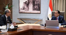 رئيس الوزراء يتابع مع وزير الاتصالات مستجدات العمل في عدد من ملفات الوزارة