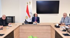  وزير الموارد المائية يتابع الموقف التنفيذي للمشروع القومي لضبط النيل