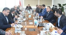 وزير الإسكان يتابع موقف مشروعات مارينا ومدينة العلمين الجديدة