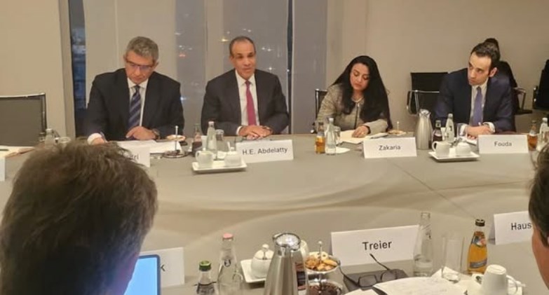 وزير الخارجية 