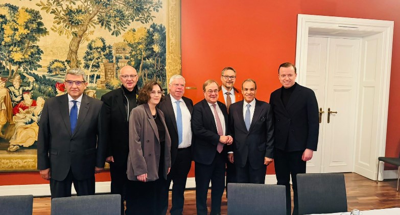 وزير الخارجية يلتقي مع أعضاء لجنة العلاقات الخارجية بالبرلمان الألماني 