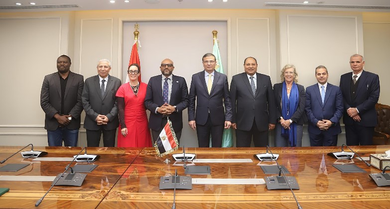 وزير الزراعة يوقع اتفاقية تجديد استضافة مصر للمركز الدولي للأسماك 