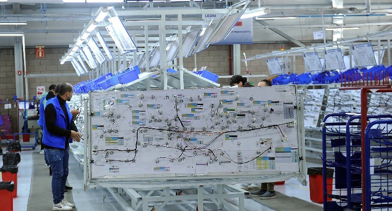 رئيس الوزراء يفتتح مصنع ليوني مصر العالمية لضفائر السيارات بمدينة بدر