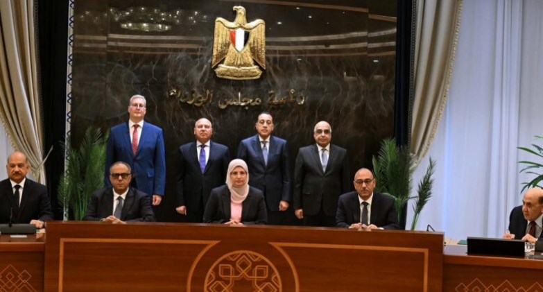 توقيع اتفاقية تسوية بين الجهات الحكومية وشركة جنوب الوادي للأسمنت