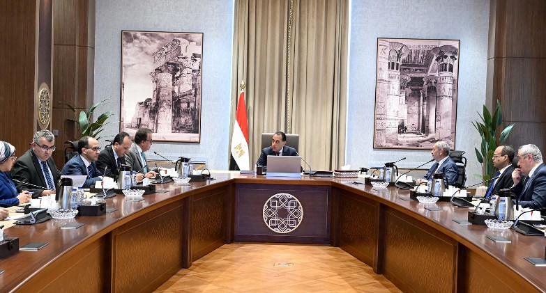 رئيس الوزراء يتابع العمل بمشروع تطوير مدينة النيل الطبية -معهد ناصر
