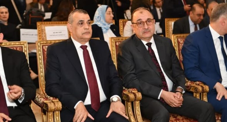  محمد صلاح الدين مصطفى وزير الدولة للإنتاج الحربي