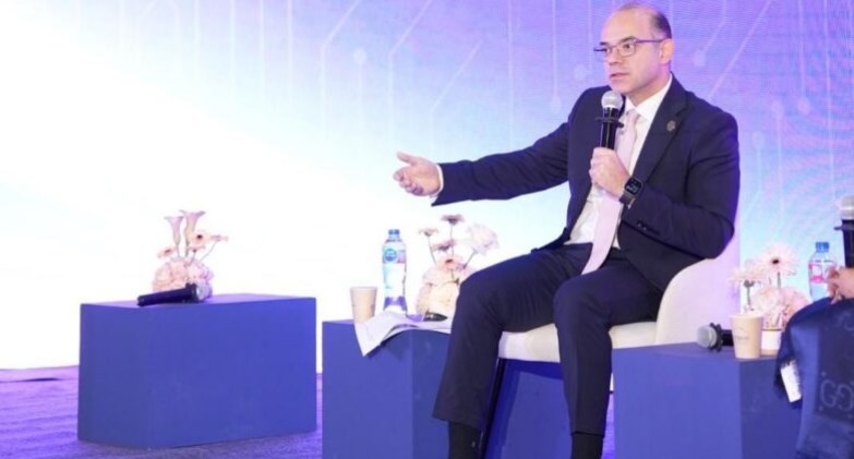  الدكتور محمد فريد