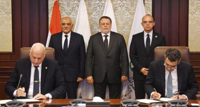  مجلس إدارة صندوق تكريم الشهداء